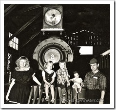 Betty, Chloe, John, Kelly and Ward - WaltsApartment.com